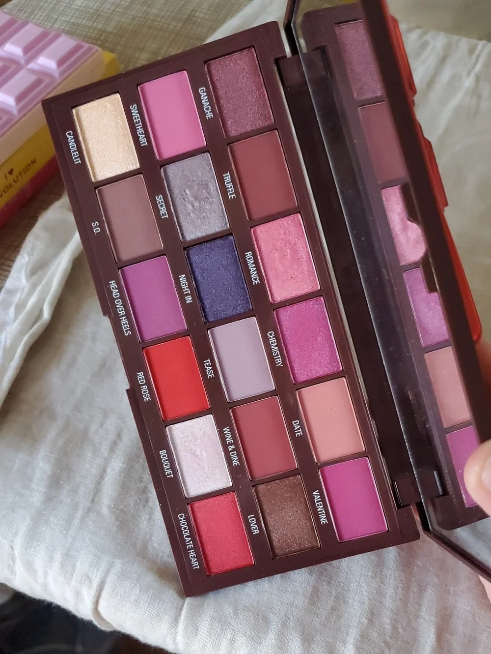 I Heart Revolution Chocolate Truffle Palette